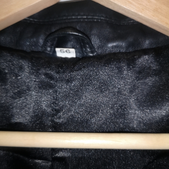 Men's 3/4 black leather coat size Medium - Picture 12 of 16
